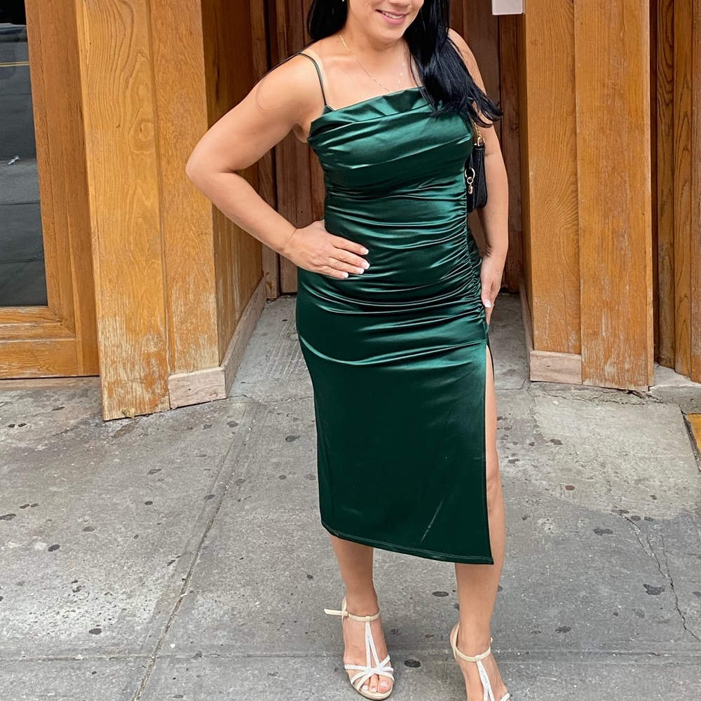 Green dress 💚